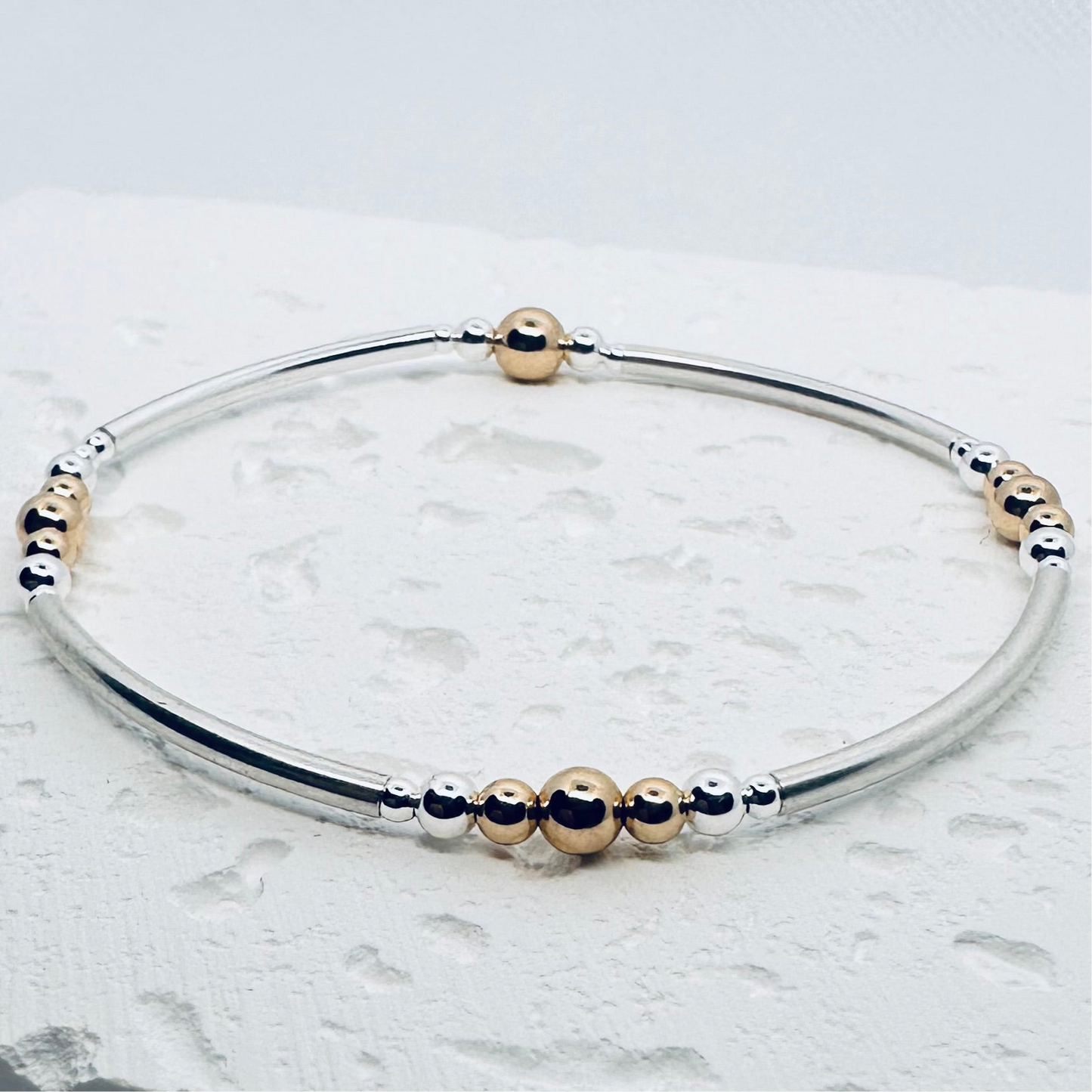 Cora Bangle