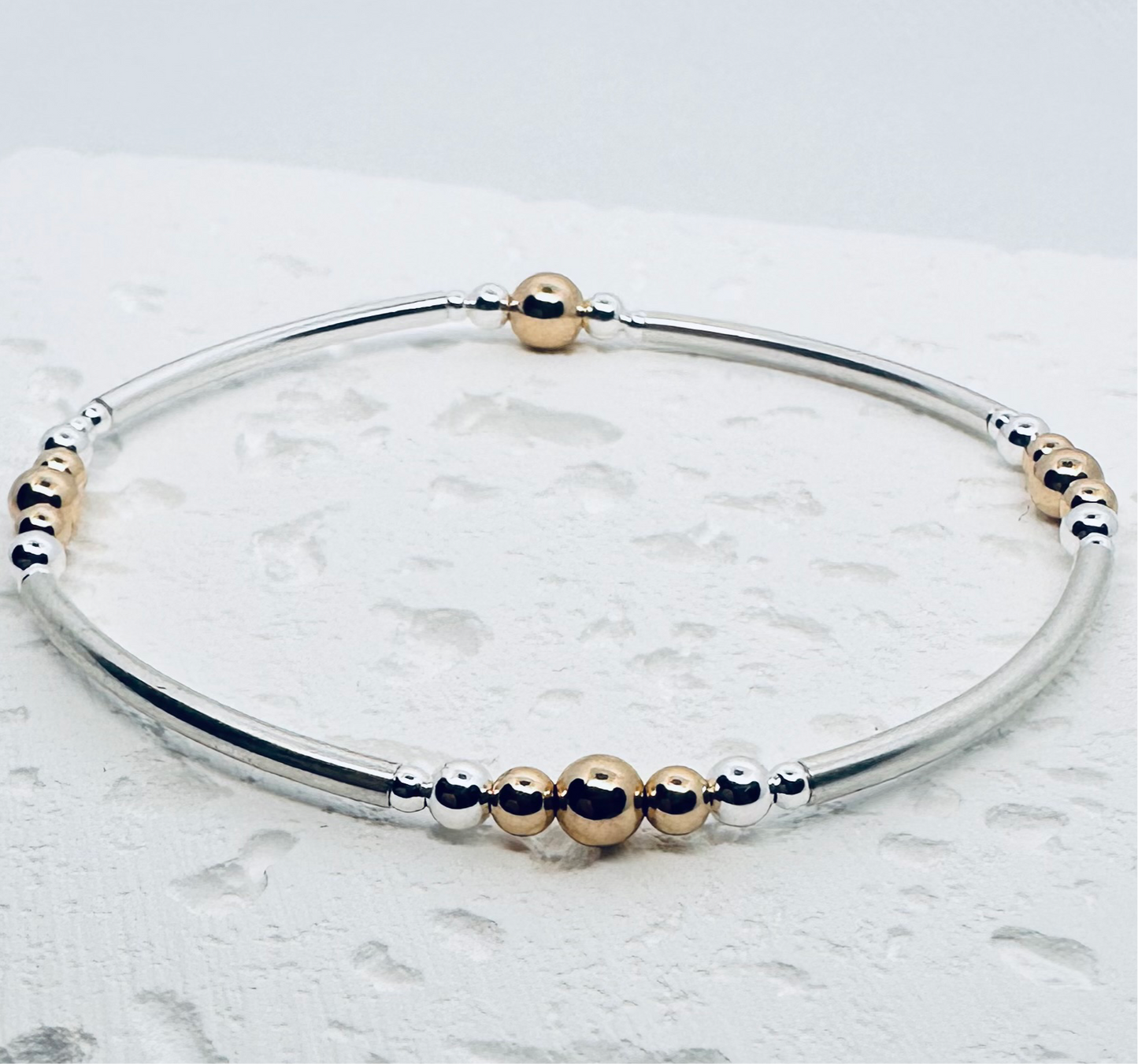Cora Bangle